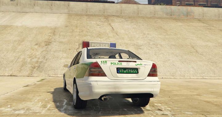 خودرو مرسدس بنز C32 پلیس برای GTA V